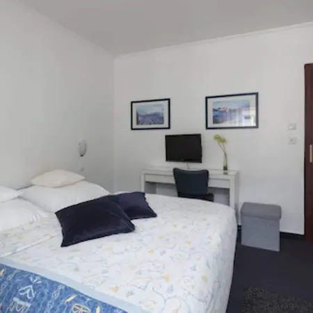 Brandenburger Hof 2*