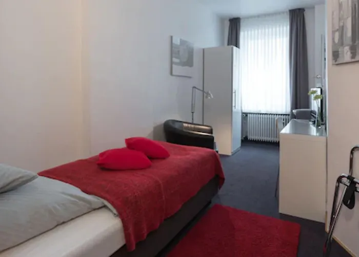 Brandenburger Hof Hotel 2*